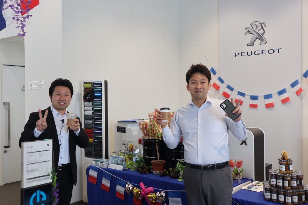 フランス自動車メーカー プジョー取扱店での出張バリスタ